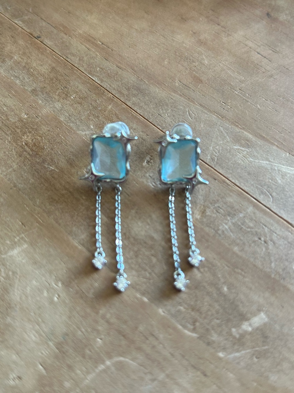 Dangle earrings